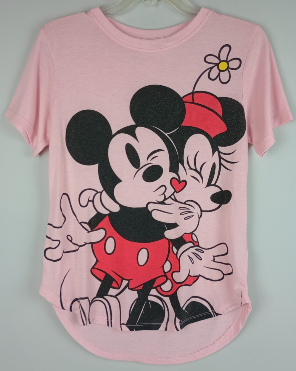 Disney Juniors L Pink Mickey Minnie Mouse Love Kiss Hug Graphic Tshirt